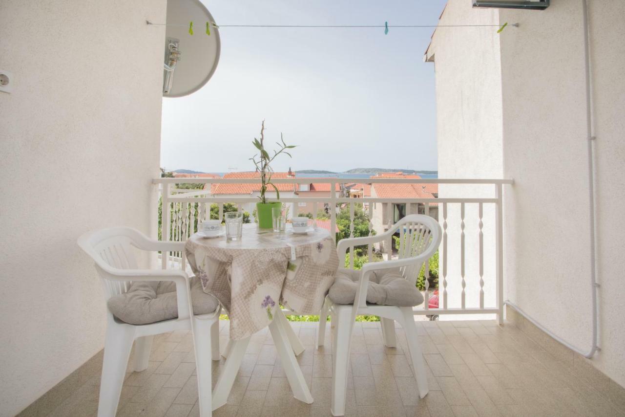 Apartmani Branko Lemac Brodarica  Ngoại thất bức ảnh